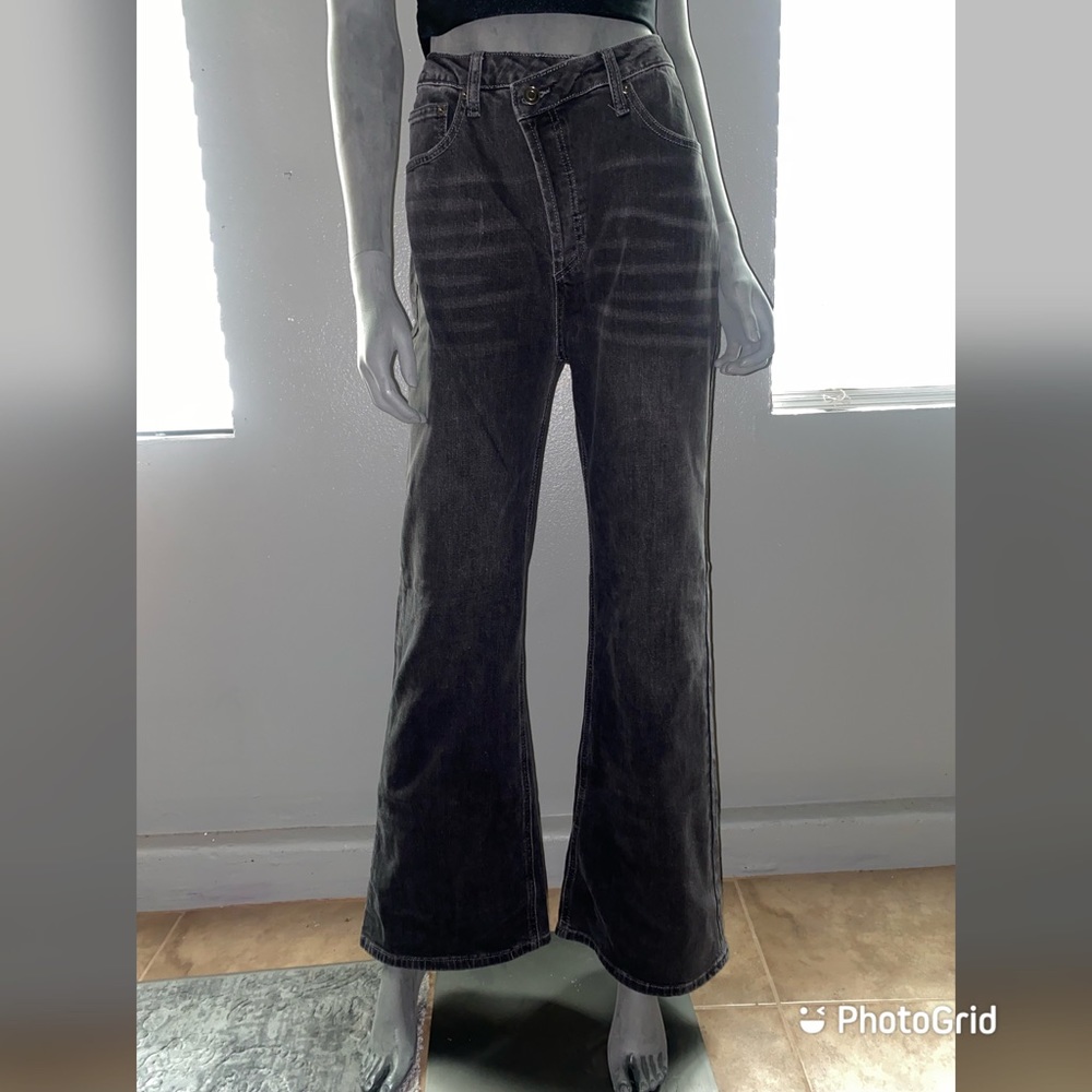 Crossover Wide Leg Jeans - Black Size 9